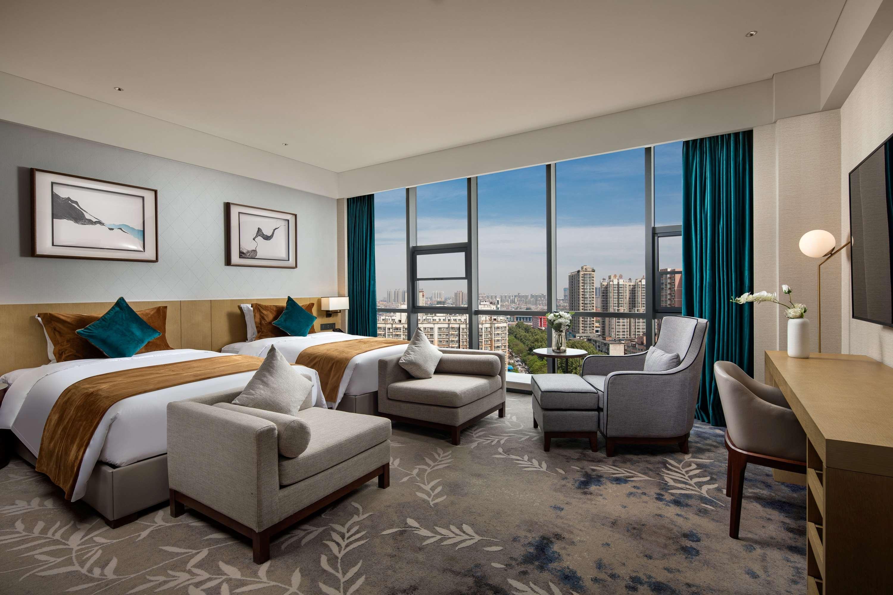 Ramada By Wyndham Luoyang Downtown Hotel Eksteriør billede