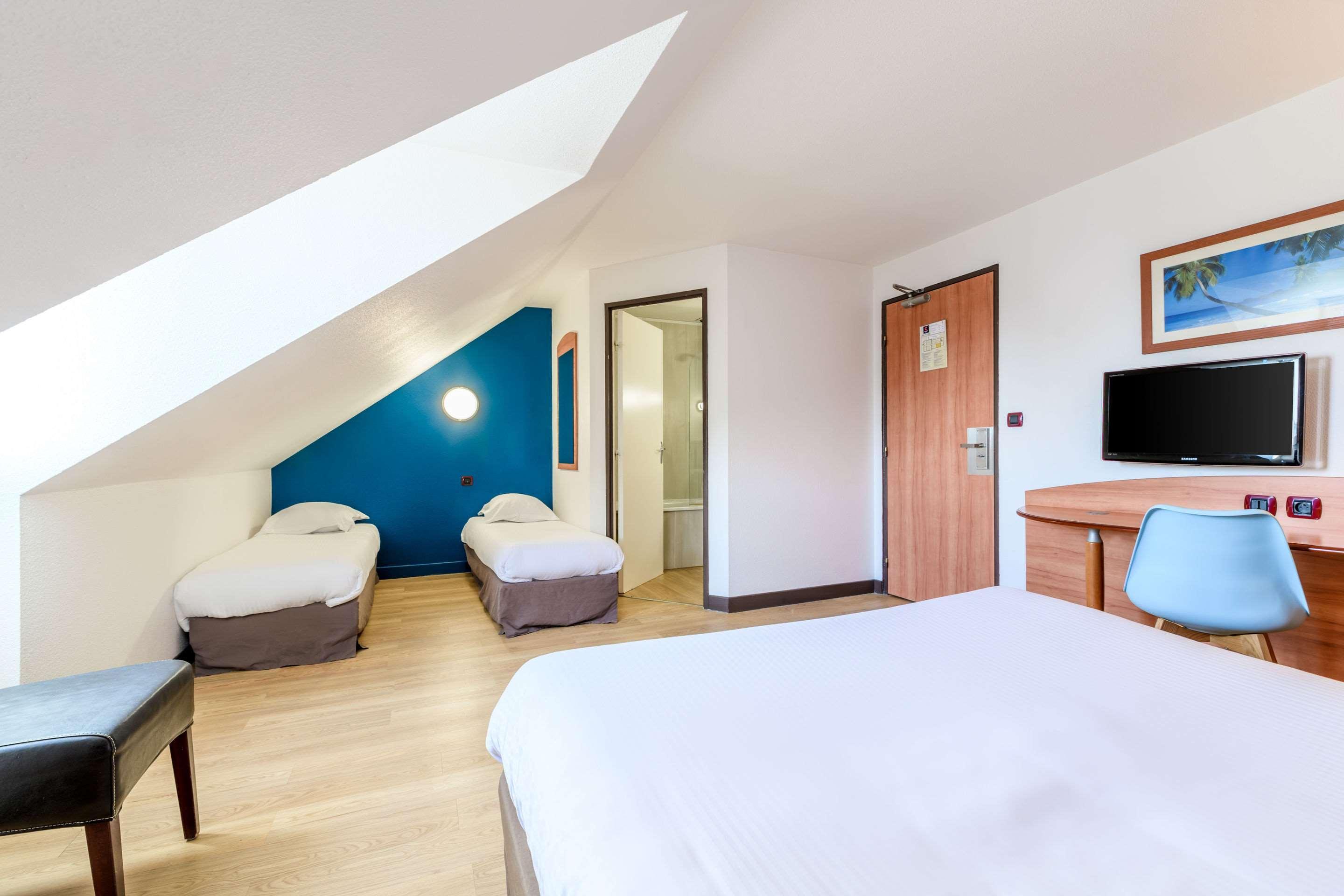 Ramada By Wyndham Luoyang Downtown Hotel Eksteriør billede