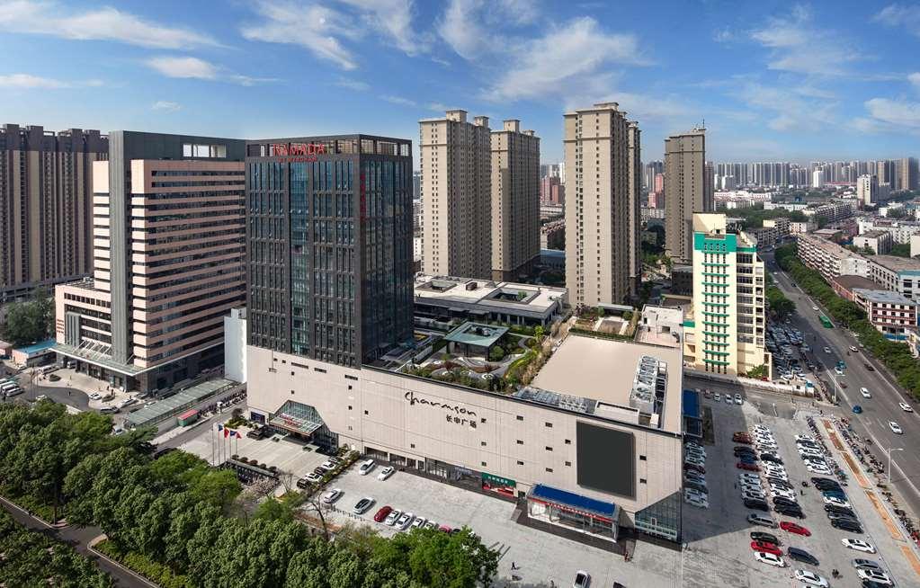 Ramada By Wyndham Luoyang Downtown Hotel Eksteriør billede